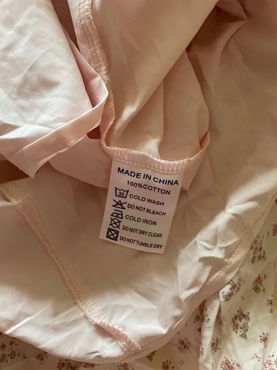 BNWOT Ivy City Co Madeline Dress in Pink Floral - Picture 16 of 16